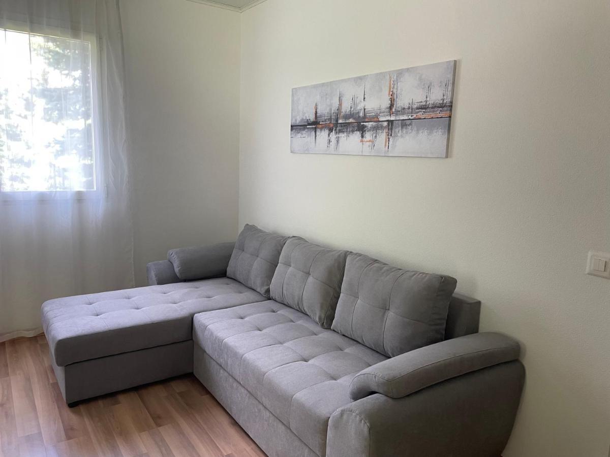 Appartamento Tencia Prato Exteriör bild